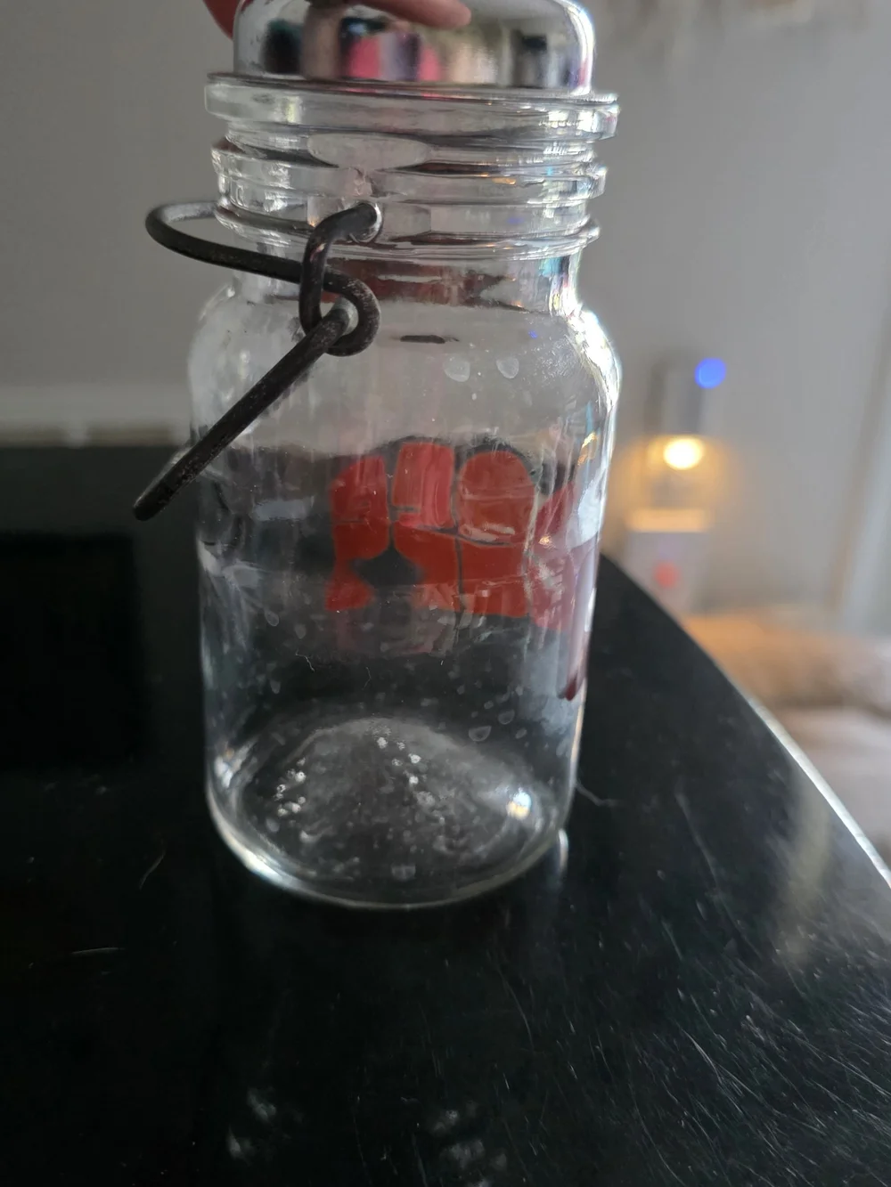 N/A clear glass